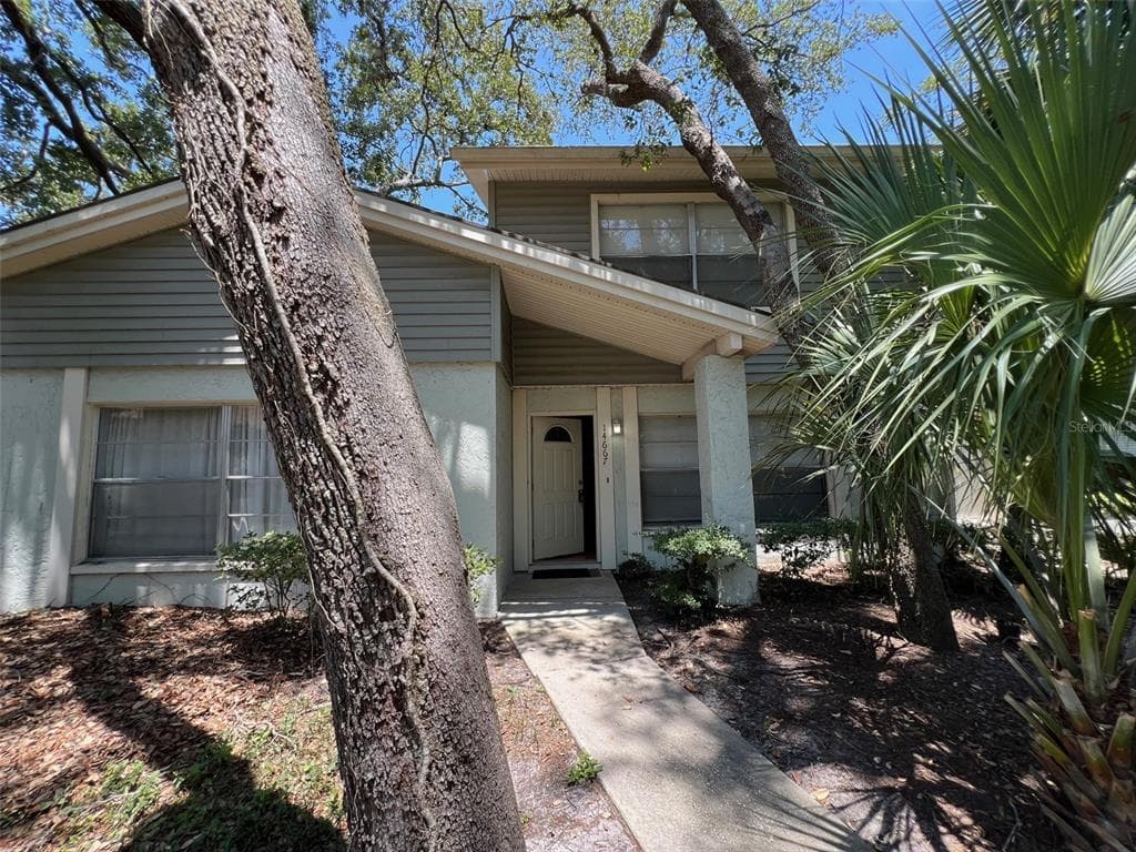 14667 PINE GLEN CREEK UNIT 14667 LUTZ, FL 33559