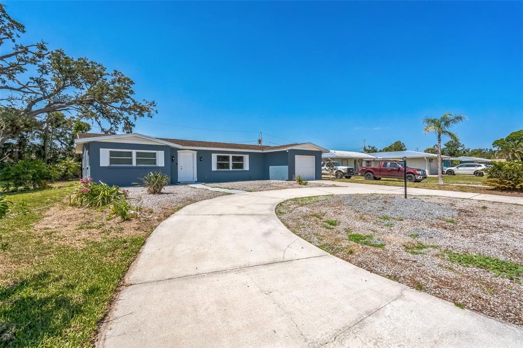 315 DORCHESTER DRIVE VENICE, FL 34293