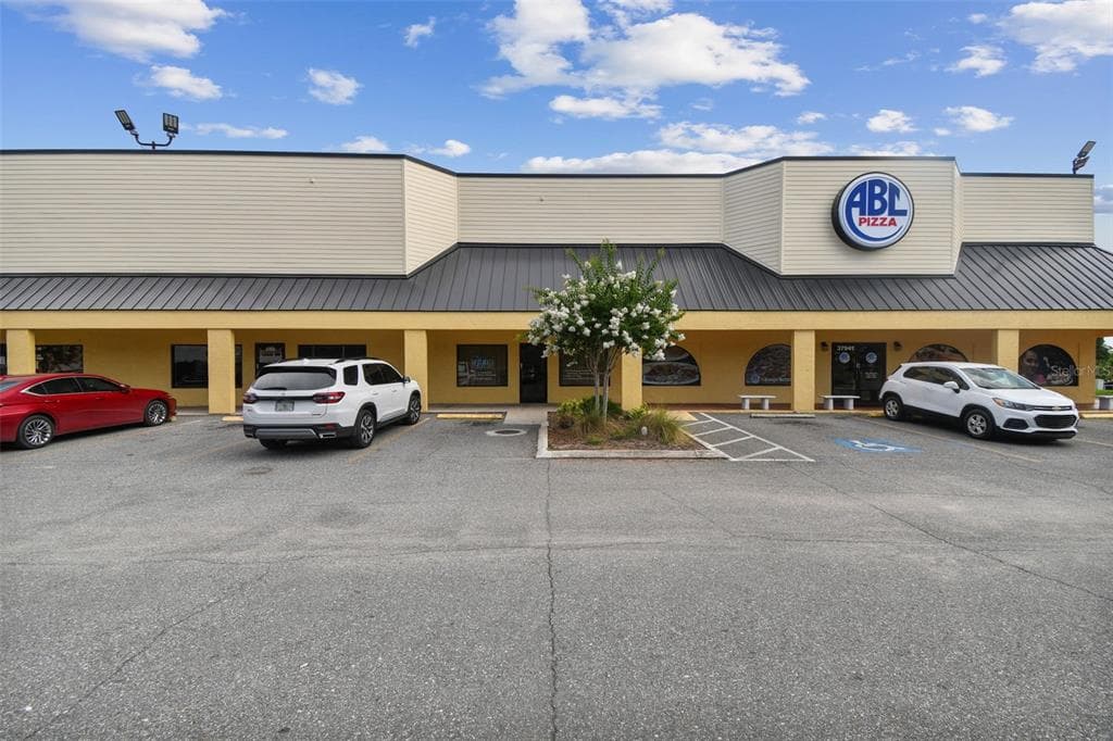 37937 HEATHER PLACE UNIT 2 DADE CITY, FL 33525