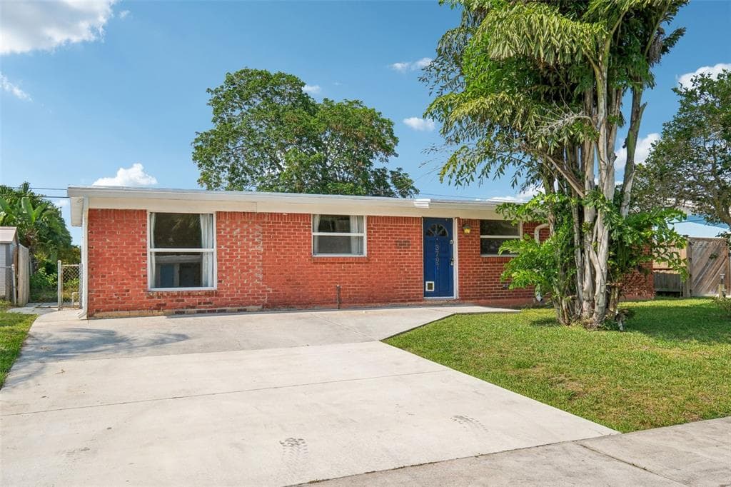 3797 BAHAMA ROAD PALM BEACH GARDENS, FL 33410