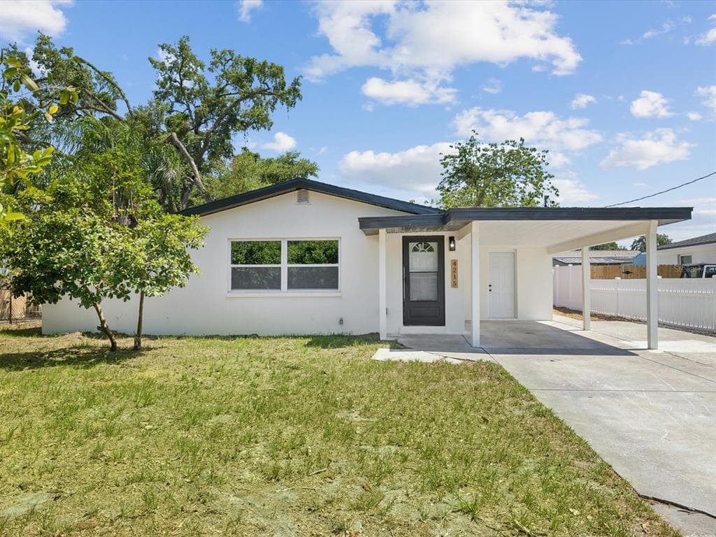 4215 E PARIS STREET TAMPA, FL 33610