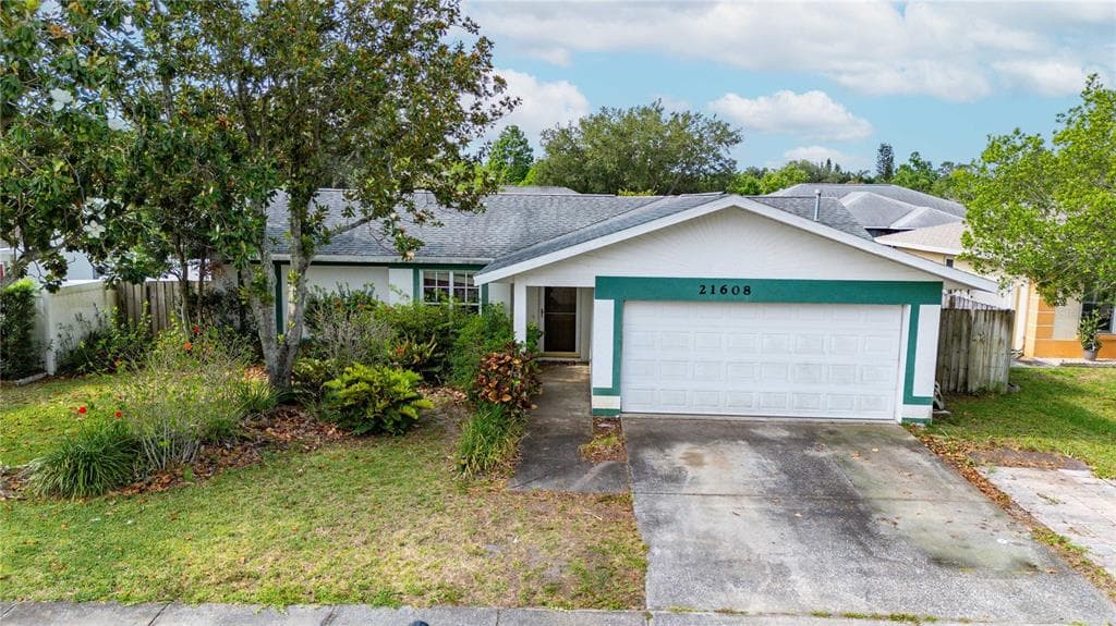 21608 WYTHEVILLE WAY LUTZ, FL 33549