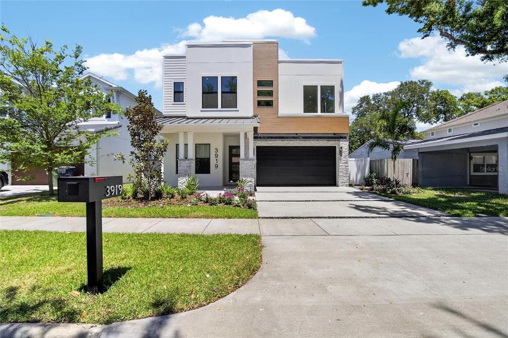 3919 W LEONA STREET TAMPA, FL 33629