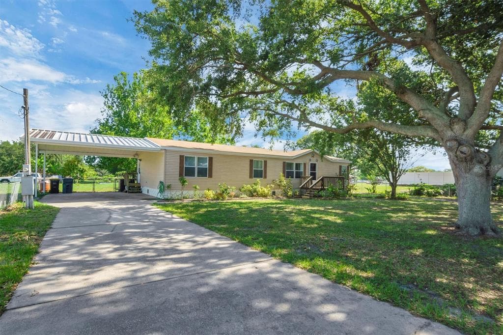 323 THORNHILL ESTATES COURT WINTER HAVEN, FL 33880