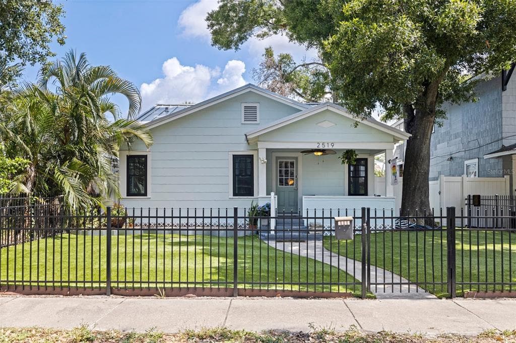 2519 1ST AVENUE N ST PETERSBURG, FL 33713