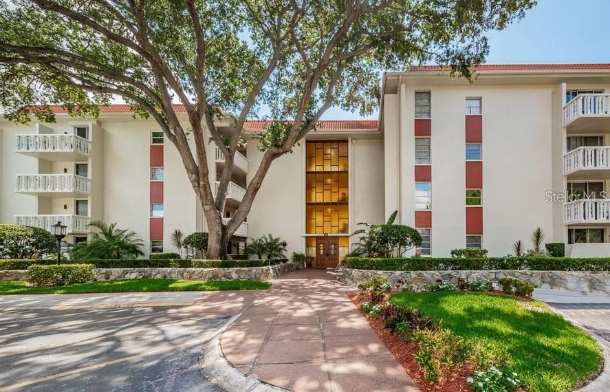 2650 PEARCE DRIVE UNIT 411 CLEARWATER, FL 33764