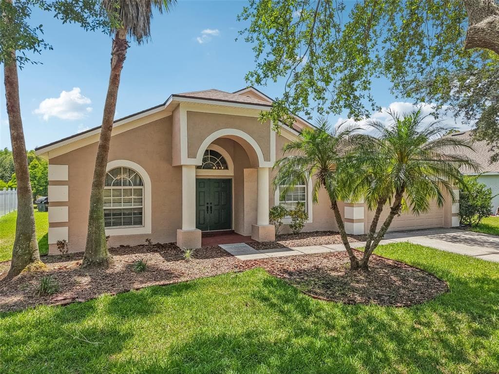 8124 BRINEGAR CIRCLE TAMPA, FL 33647