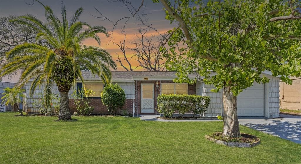 7810 CHALAFONTE DRIVE PORT RICHEY, FL 34668