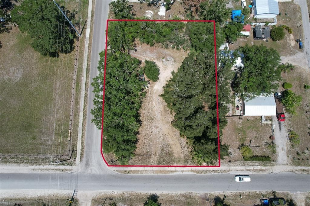 413 RAILROAD STREET WIMAUMA, FL 33598