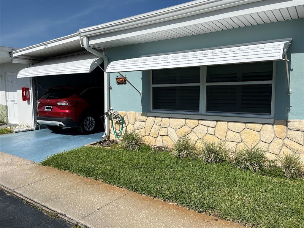 250 ROSERY ROAD NW UNIT 270 LARGO, FL 33770