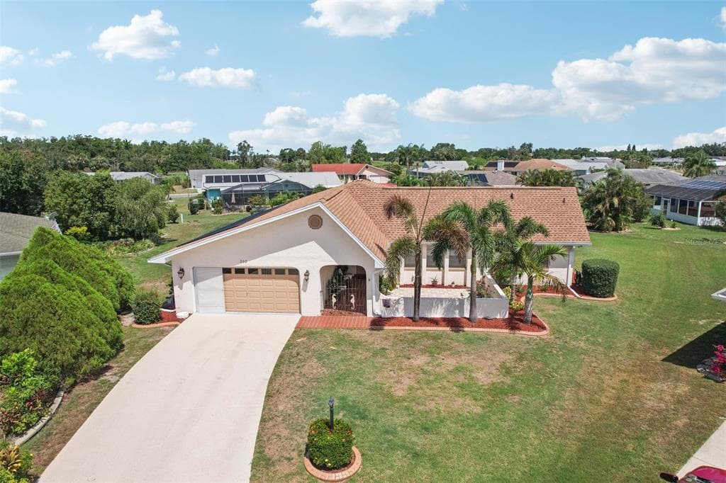 202 GRAYSON COURT SUN CITY CENTER, FL 33573
