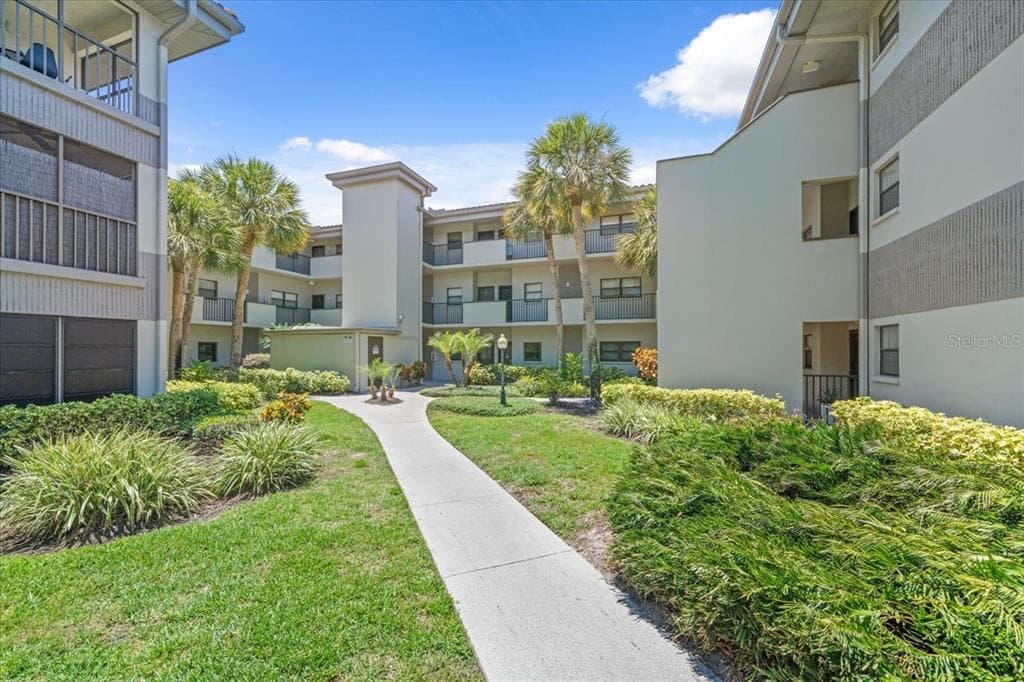2650 COUNTRYSIDE BOULEVARD UNIT A210 CLEARWATER, FL 33761