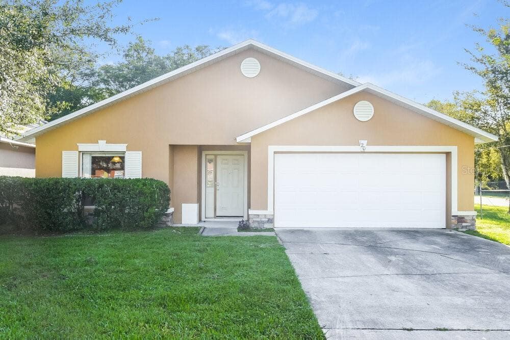 120 STEPHEN AVENUE OVIEDO, FL 32765