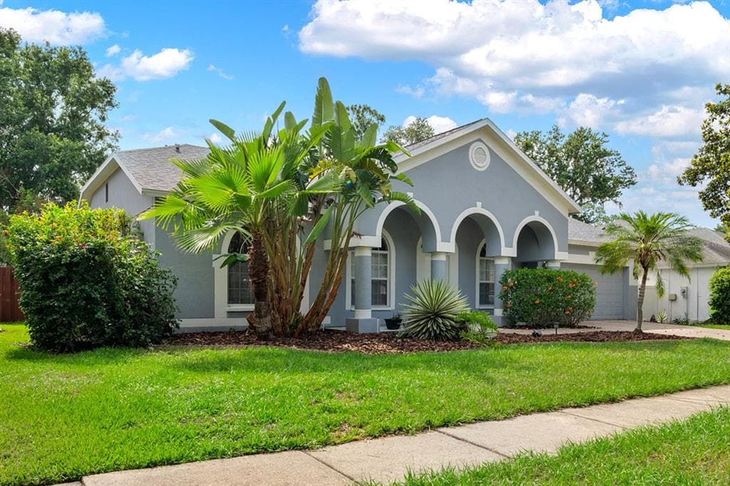 3703 TREELINE DRIVE VALRICO, FL 33596