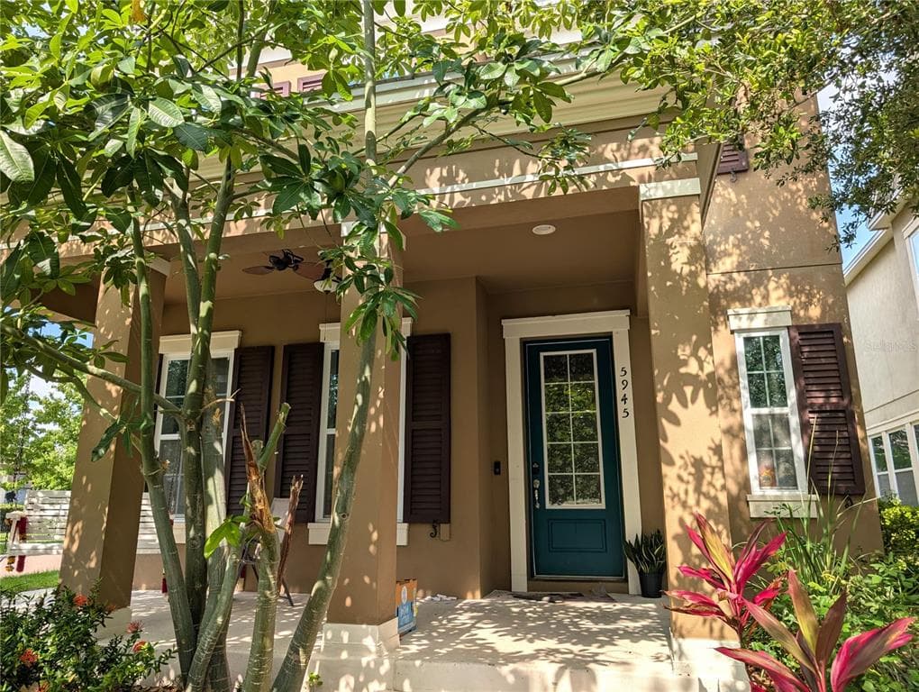 5945 CALDERA RIDGE DRIVE LITHIA, FL 33547