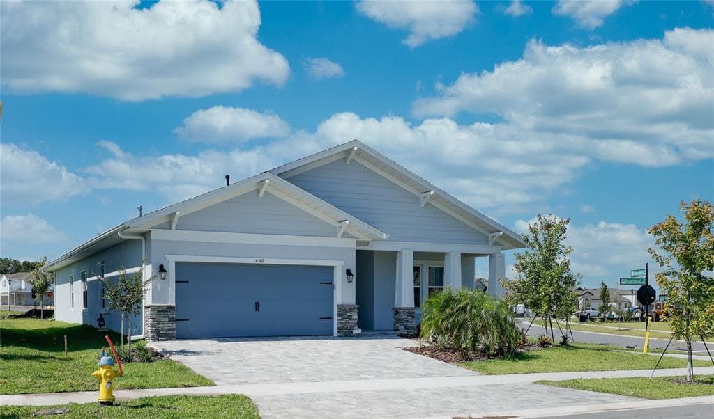 6307 ROADSTEAD COURT APOLLO BEACH, FL 33572
