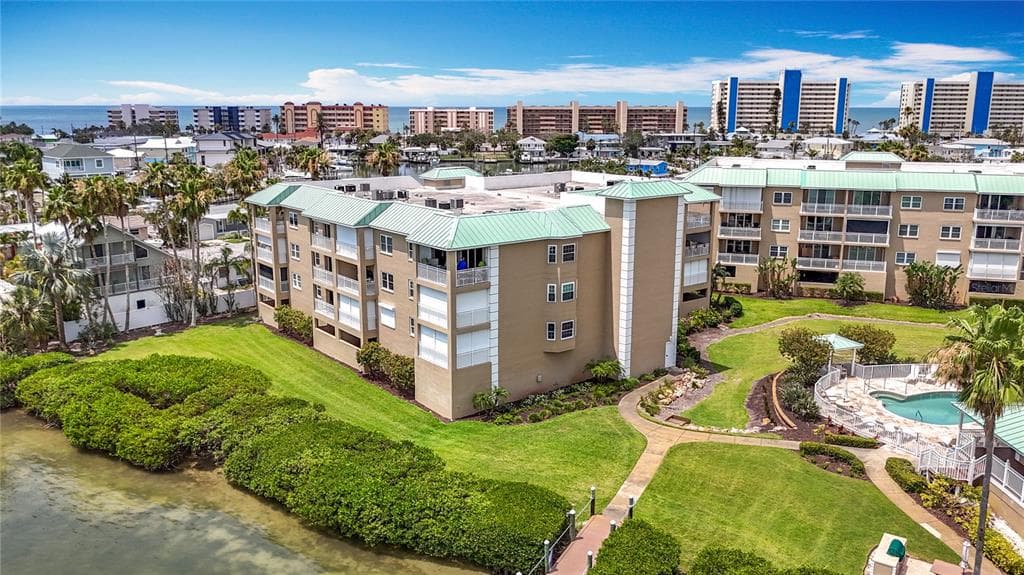 399 150TH AVENUE UNIT 317 MADEIRA BEACH, FL 33708