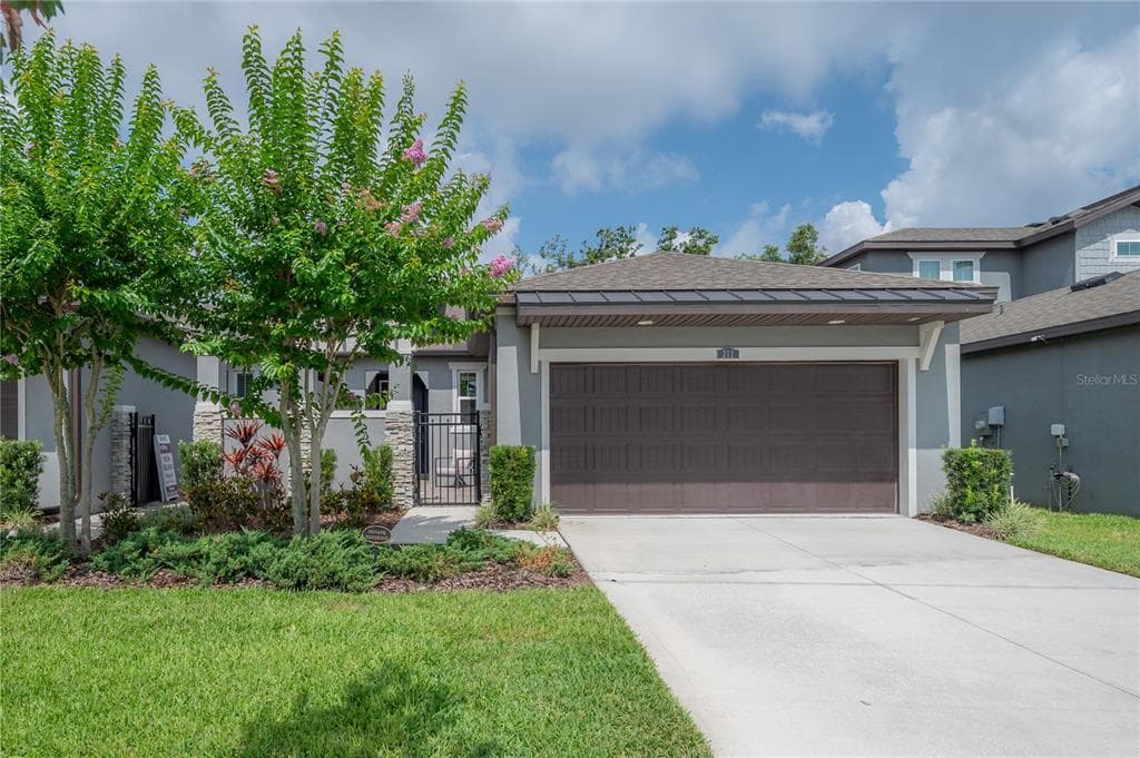 212 VILLA LUNA LANE