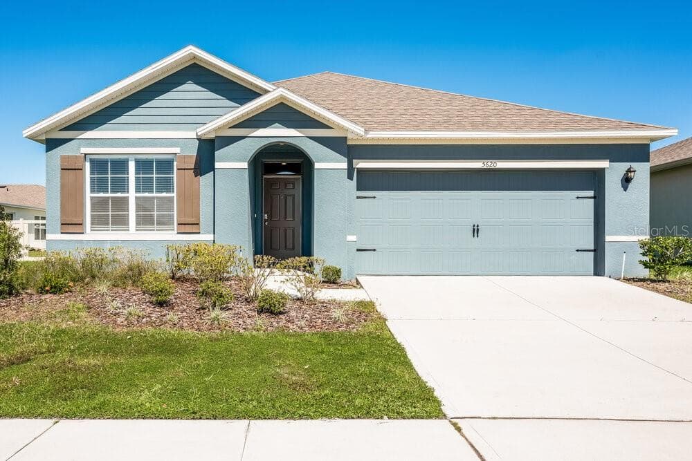 5620 PEACE RIVER DRIVE LAKELAND, FL 33811