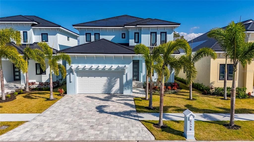 6530 SIMONE SHORES CIRCLE APOLLO BEACH, FL 33572