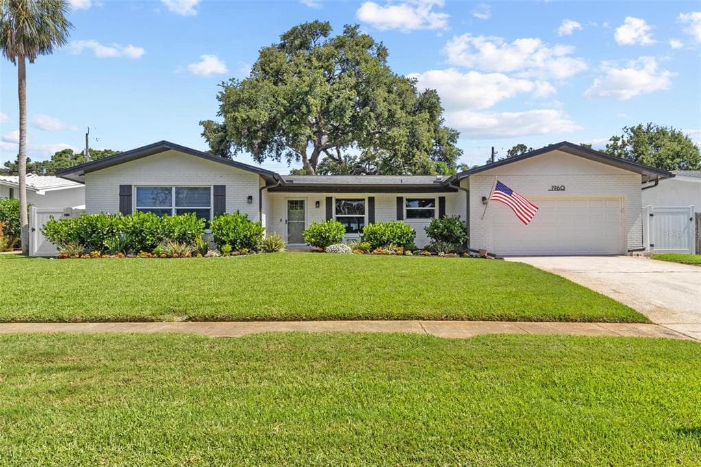 1960 SEVER DRIVE CLEARWATER, FL 33764