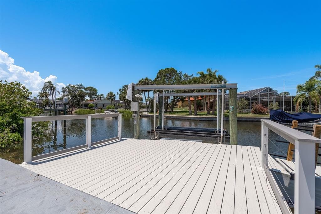 4246 MARINE PARKWAY NEW PORT RICHEY, FL 34652