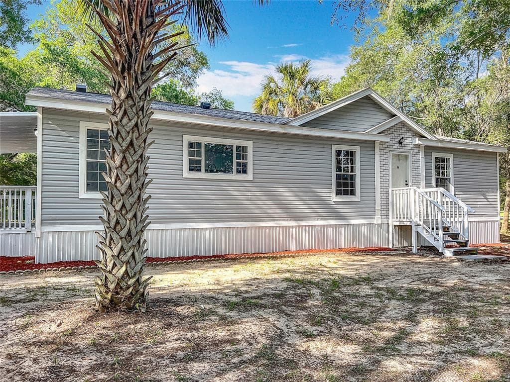 11907 N CARE POINT DUNNELLON, FL 34433