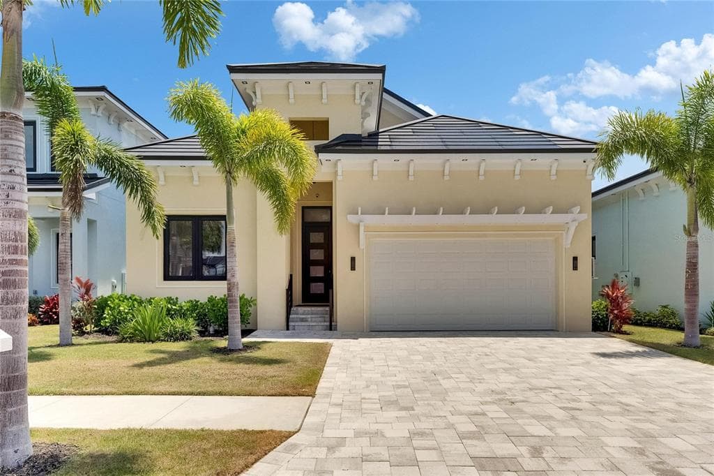 6532 SIMONE SHORES CIRCLE APOLLO BEACH, FL 33572
