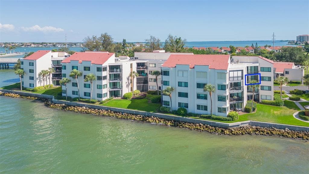5505 PUERTA DEL SOL BOULEVARD S UNIT 321 ST PETERSBURG, FL 33715