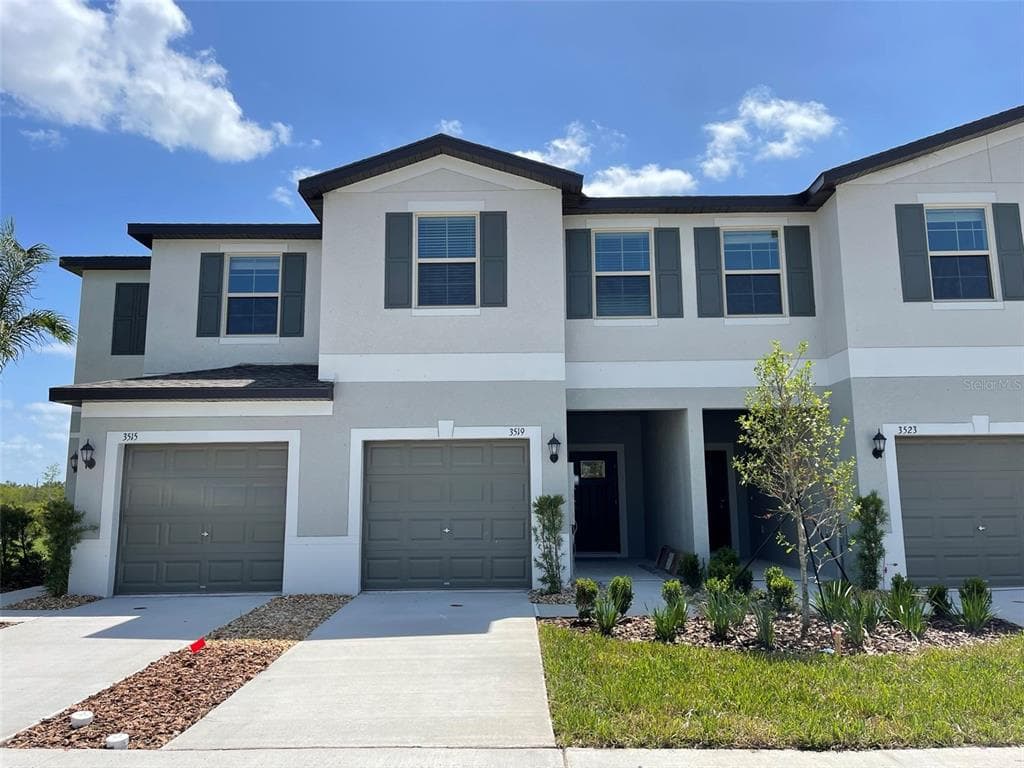 3553 BELLMEADE COURT WESLEY CHAPEL, FL 33543