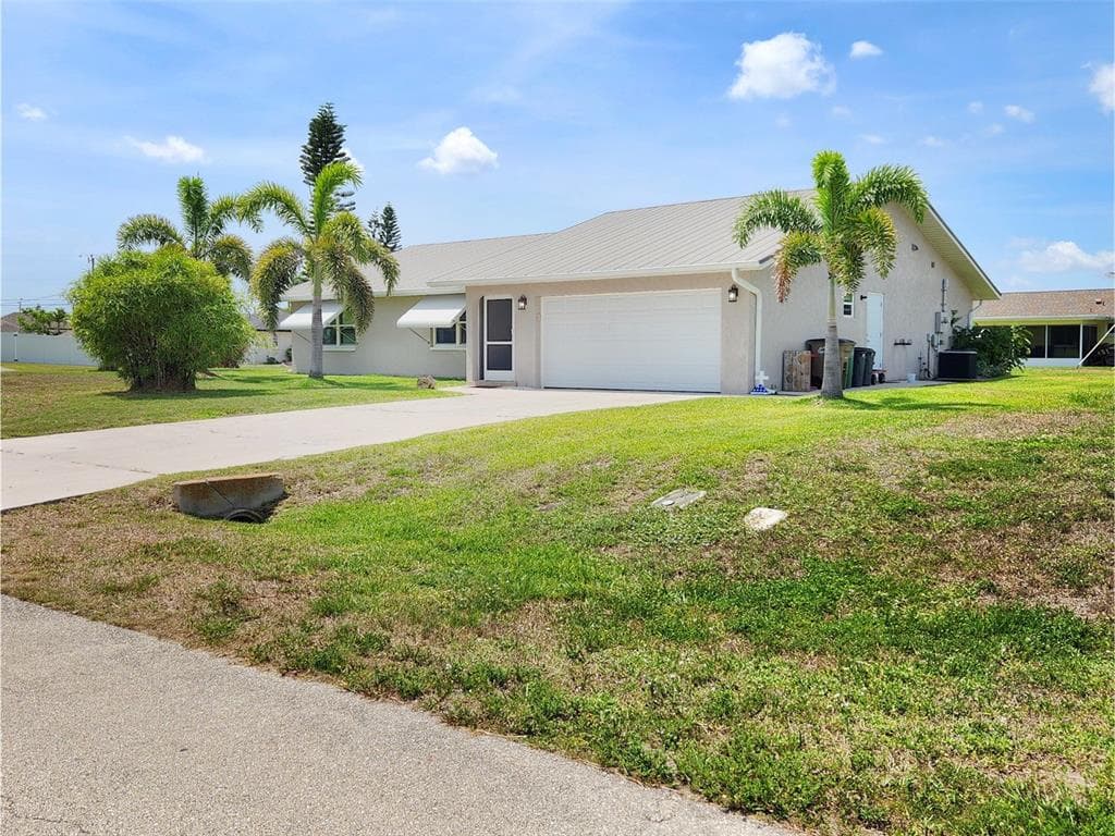 1207 SE 27TH TERRACE CAPE CORAL, FL 33904