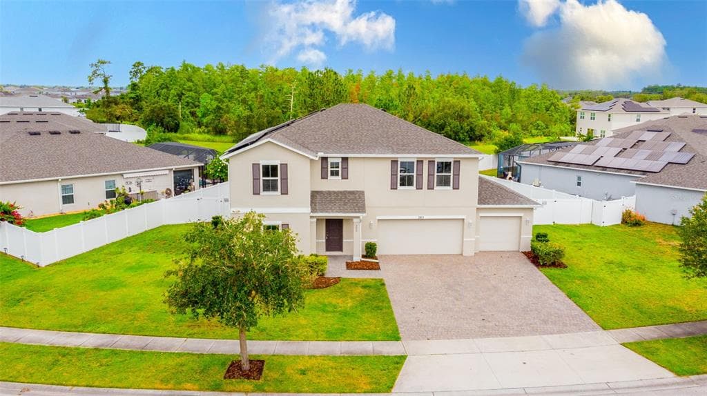383 BLUE LAKE CIRCLE KISSIMMEE, FL 34758