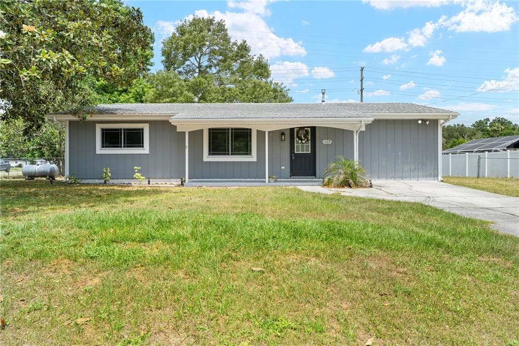 1569 LARKIN ROAD SPRING HILL, FL 34608