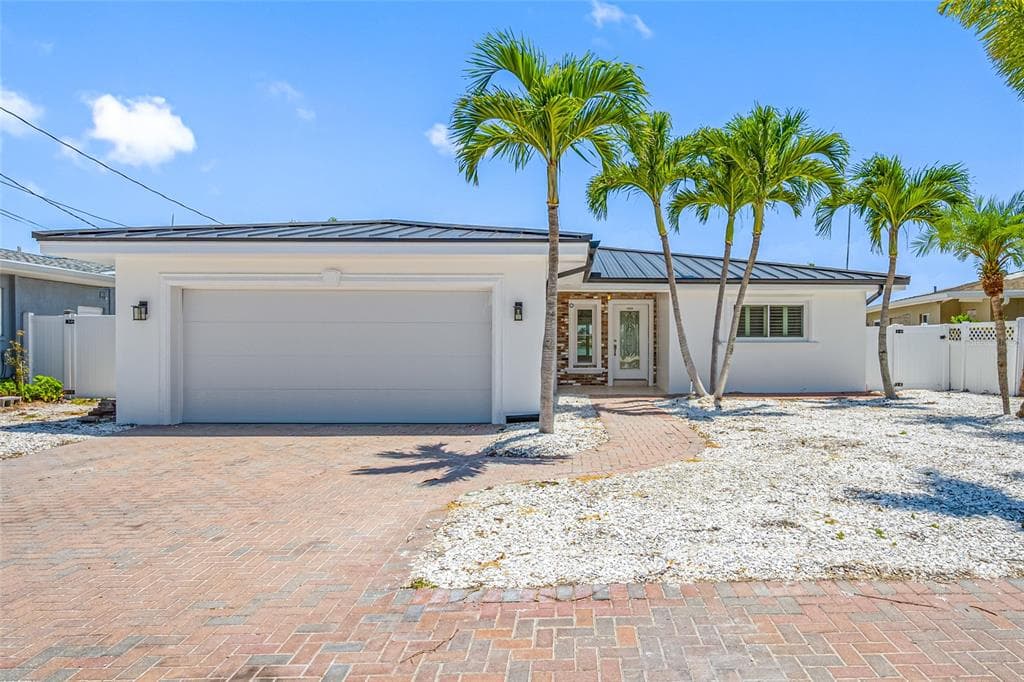 16009 6TH STREET E REDINGTON BEACH, FL 33708
