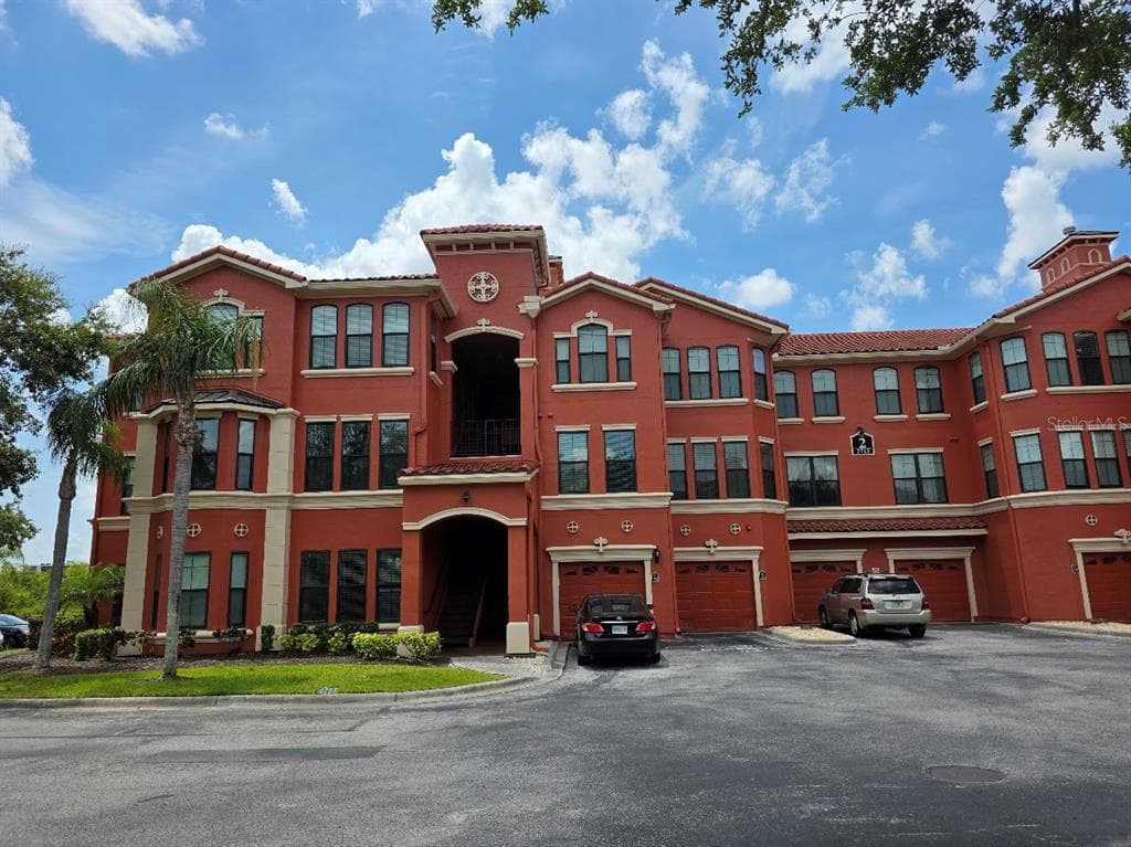 2713 VIA MURANO UNIT 210 CLEARWATER, FL 33764