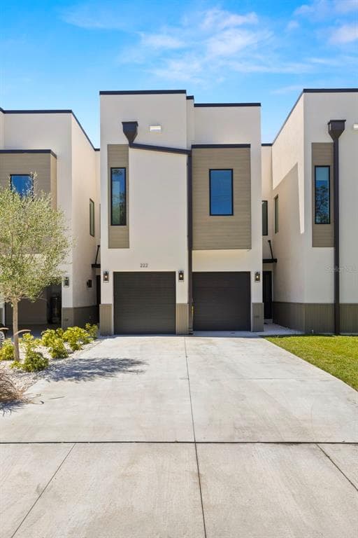 218 HESPERIDES STREET N TAMPA, FL 33609