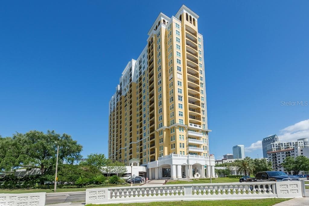 345 BAYSHORE BOULEVARD UNIT P8 TAMPA, FL 33606