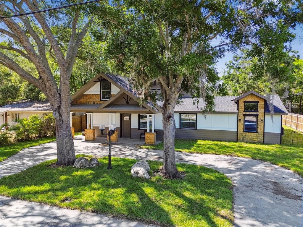 816 9TH AVENUE SW LARGO, FL 33770