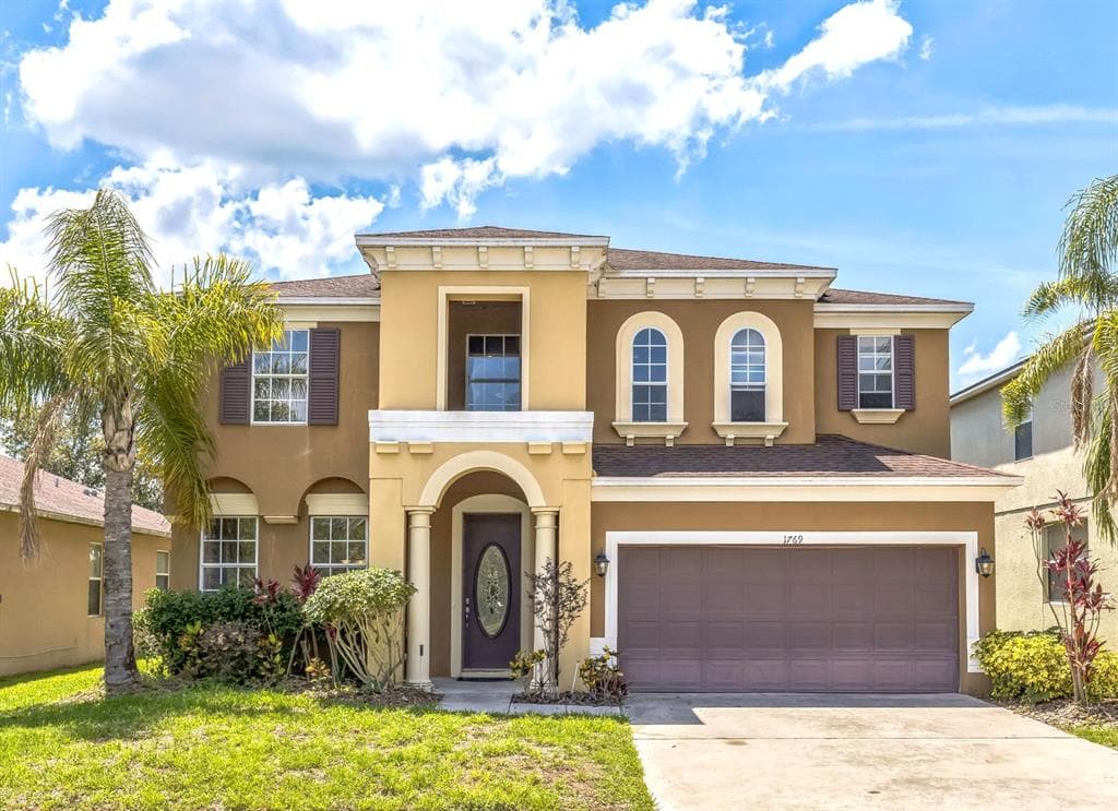 1769 STRATHMORE CIRCLE MOUNT DORA, FL 32757