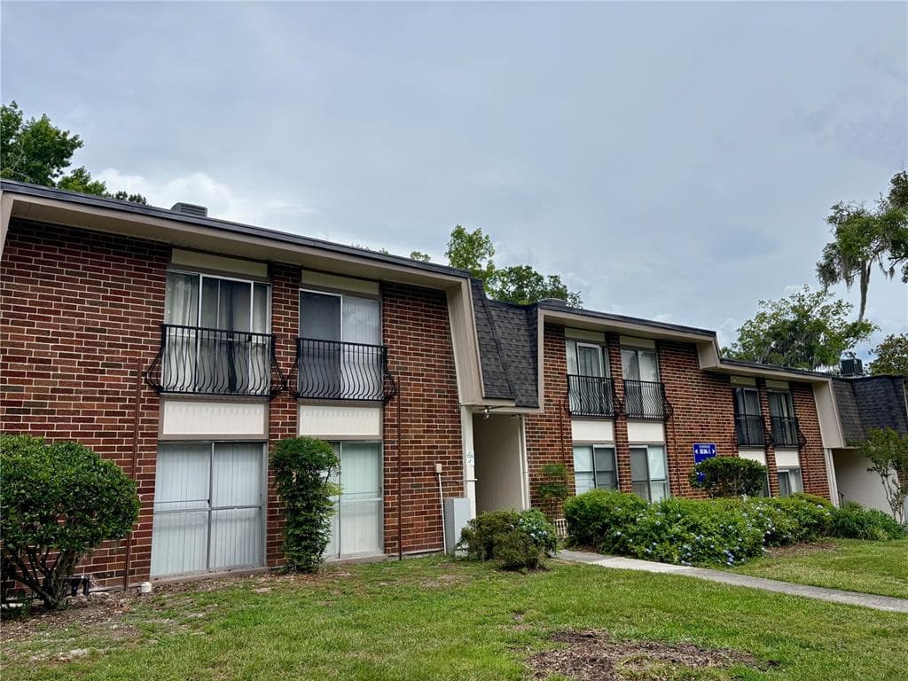 1700 SW 16TH COURT UNIT D25 GAINESVILLE, FL 32608