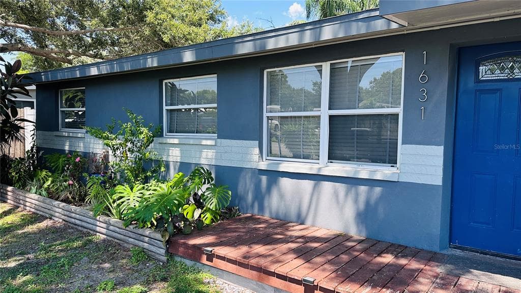1631 ST MARY DRIVE DUNEDIN, FL 34698