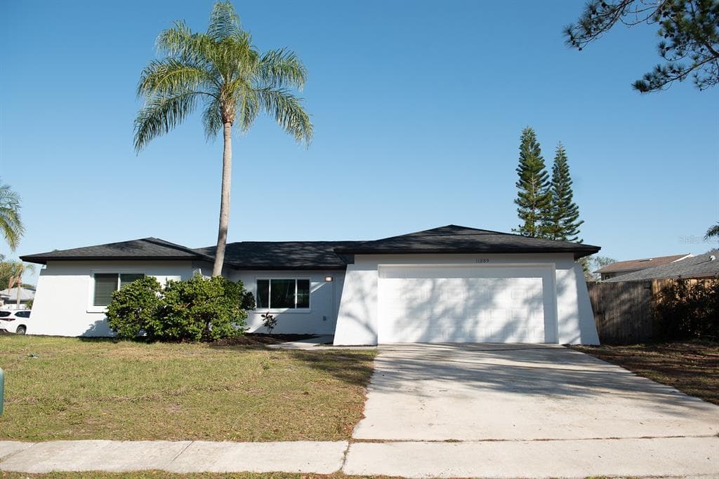 11889 93RD AVENUE SEMINOLE, FL 33772
