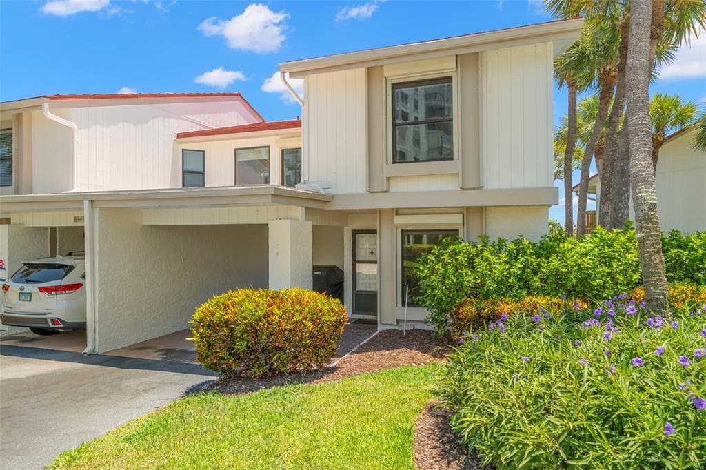 6260 SUN BOULEVARD UNIT 4 ST PETERSBURG, FL 33715