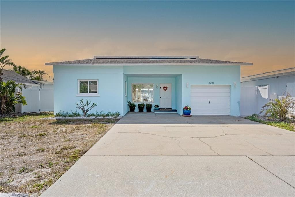 2010 20TH AVENUE PARKWAY INDIAN ROCKS BEACH, FL 33785