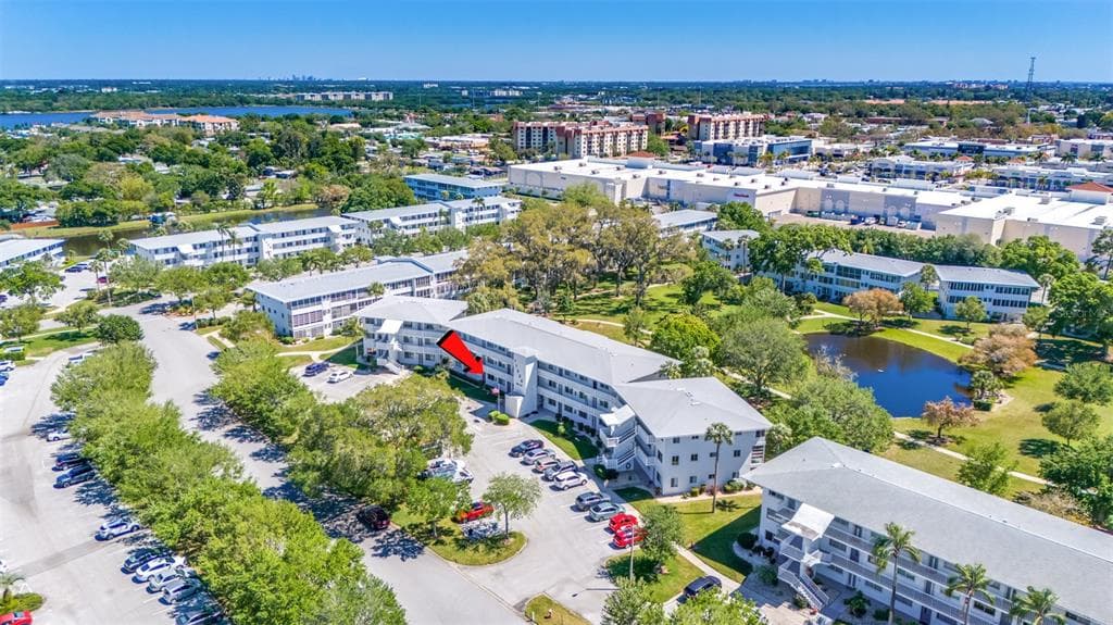 11224 82ND AVENUE UNIT 104 SEMINOLE, FL 33772