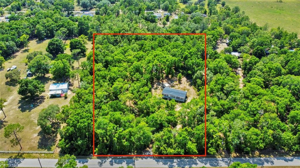 12100 S OAKVIEW AVENUE FLORAL CITY, FL 34436