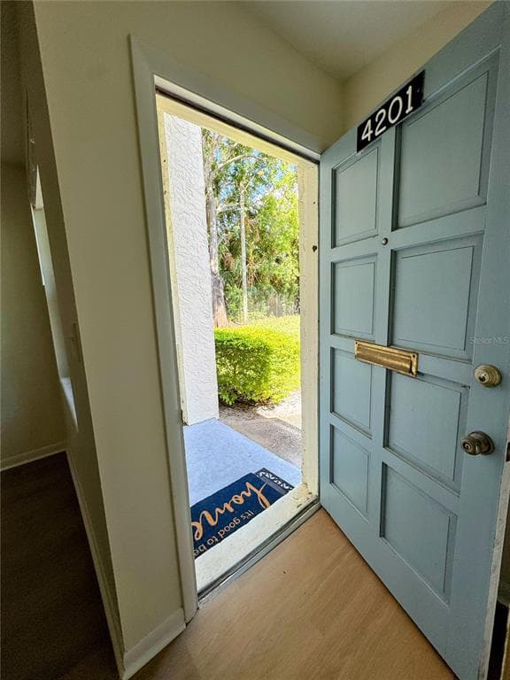 4201 LA DEGA COURT TAMPA, FL 33611