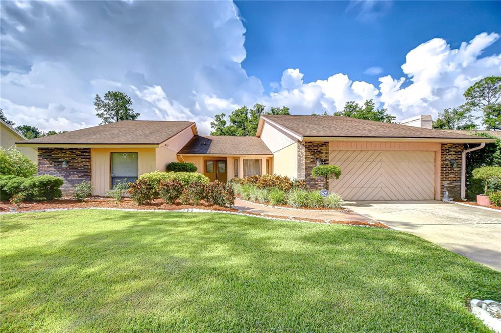 13903 WOLCOTT DRIVE TAMPA, FL 33624