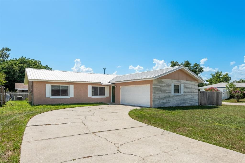 920 YORK DRIVE BRANDON, FL 33510