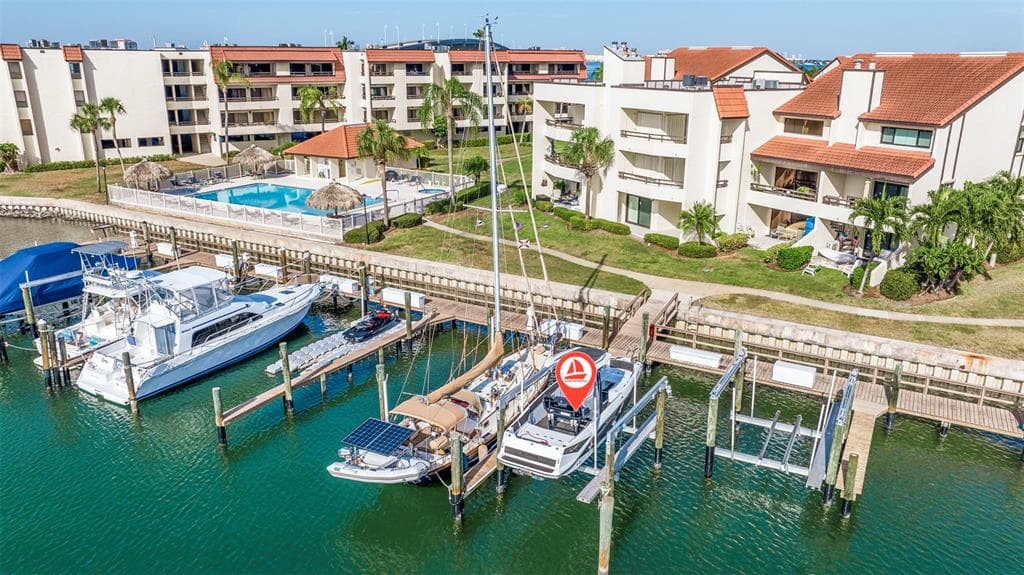 120 1ST STREET E UNIT 109 TIERRA VERDE, FL 33715
